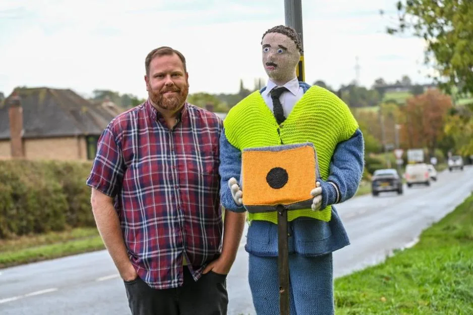 Villagers install fake knitted speed cameras to keep an eye on dangerous drivers