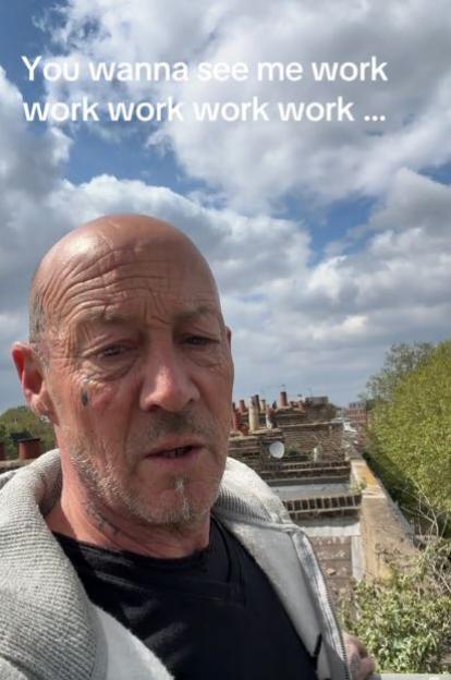 From Pop Star to Roofer: 90s Boyband Heartthrob Embraces a Down-to-Earth Life