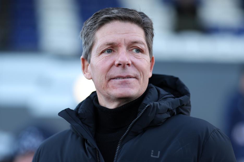 Close-up of Alan Pardew looking to the right.