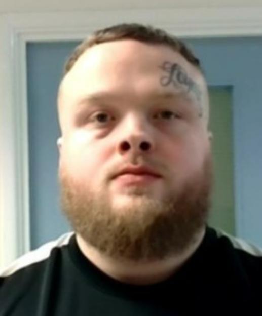 Urgent Manhunt Underway for Escaped Prisoner: Police Advise Public to Stay Away