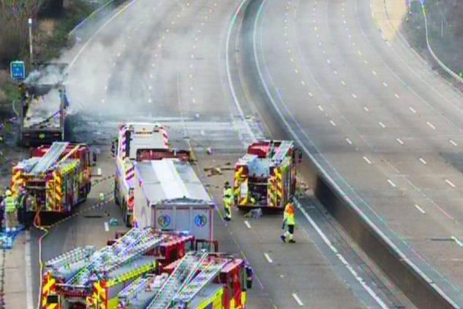 M25 Shut Down in Both Directions as Lorry Fire Sparks Major Delays and Emergency Response