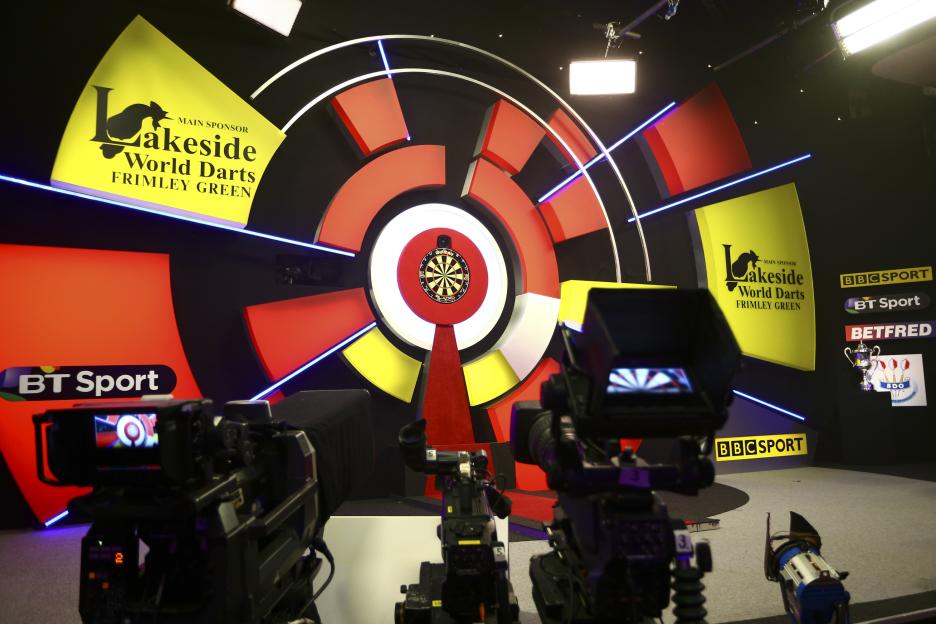 Darts World Championship Faces Another Last-Minute Withdrawal as 15th Seed Bows Out for Health Reasons
