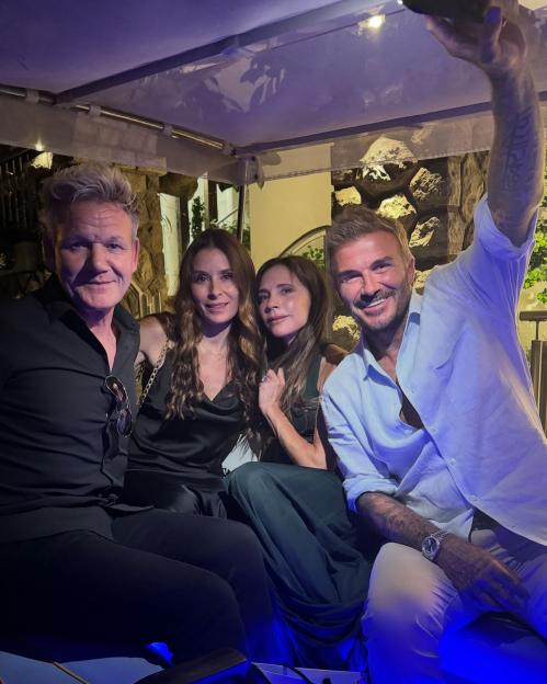 Gordon Ramsay, Tana Ramsay, Victoria Beckham, and David Beckham in a group selfie.