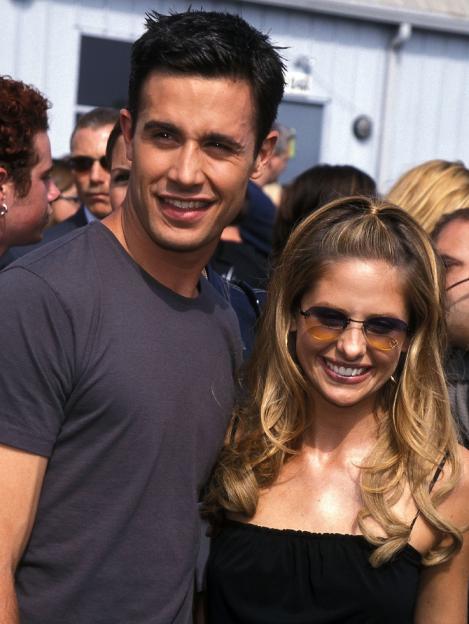 Collage of Freddie Prinze Jr. with Sarah Michelle Gellar on the left, and Freddie Prinze Jr. holding his cookbook "Back to the Kitchen" on the right.