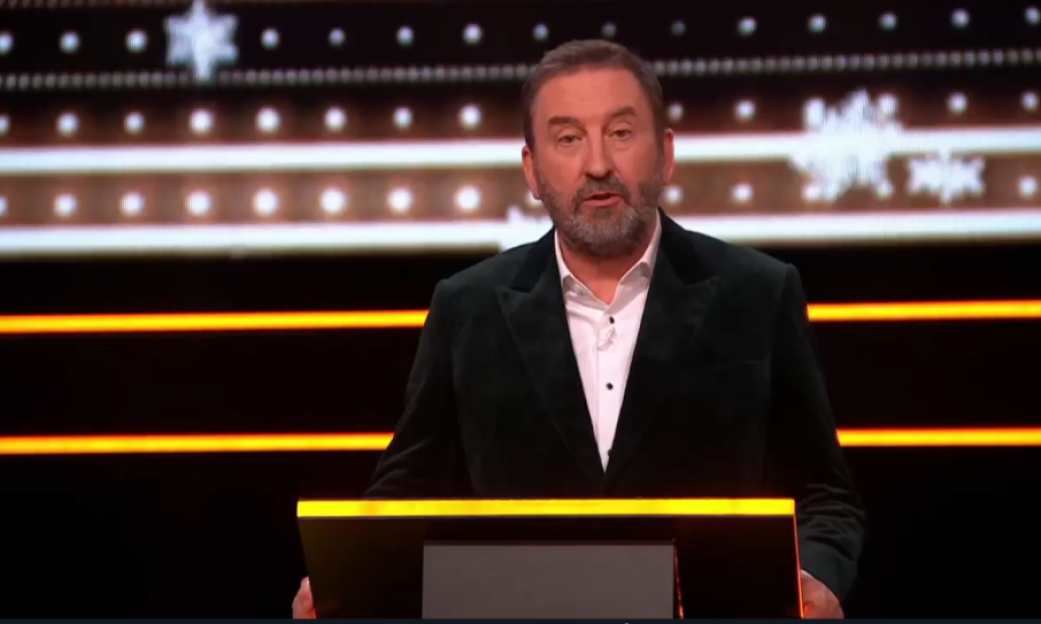 '1% Club's Christmas Challenge: 80% Picture Question Stuns Lee Mack and Eliminates Over a Quarter of Players – Did You Get It Right?'