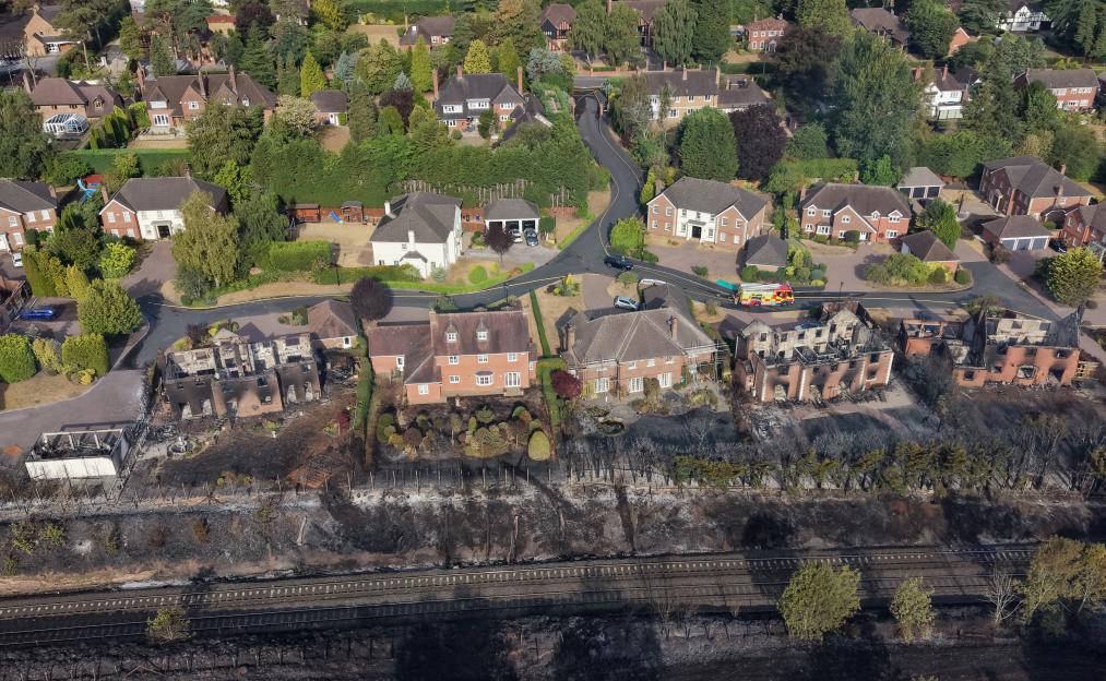 BRITAIN-WEATHER-CLIMATE-DROUGHT-WILDFIRE