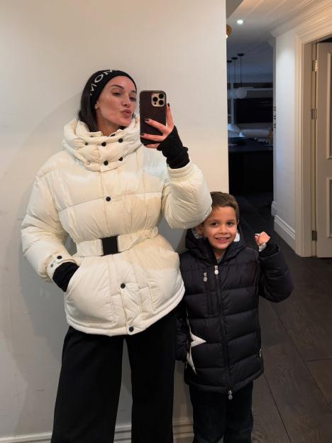 NINTCHDBPICT001052870475