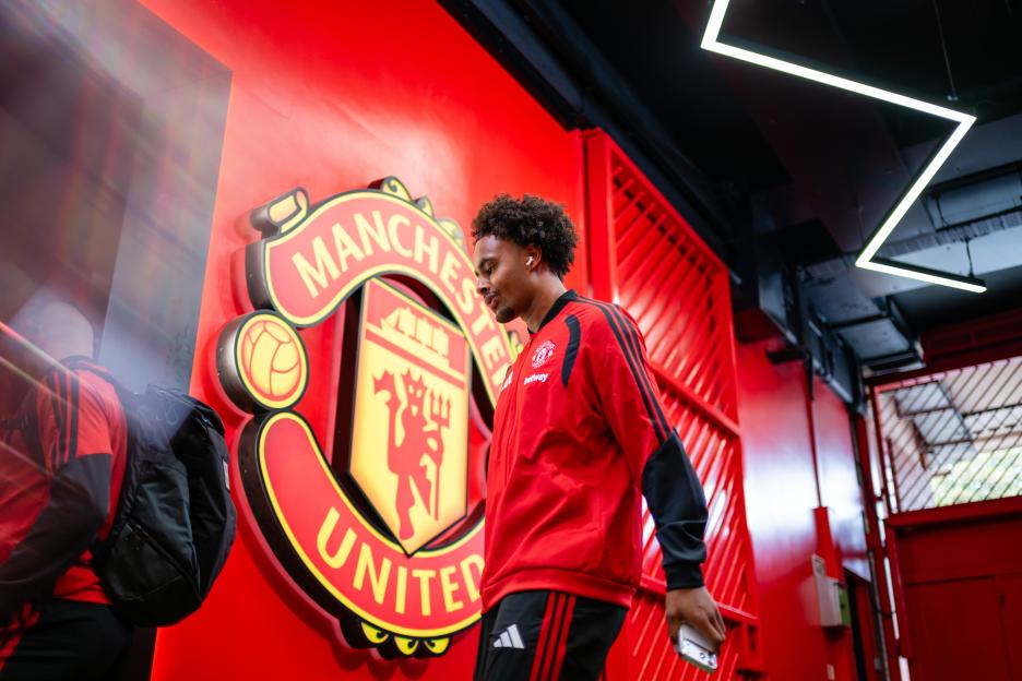 Joshua Zirkzee arriving at Old Trafford for a Manchester United match.