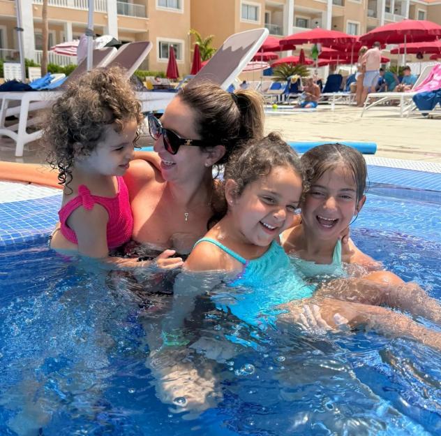 NINTCHDBPICT001063658240