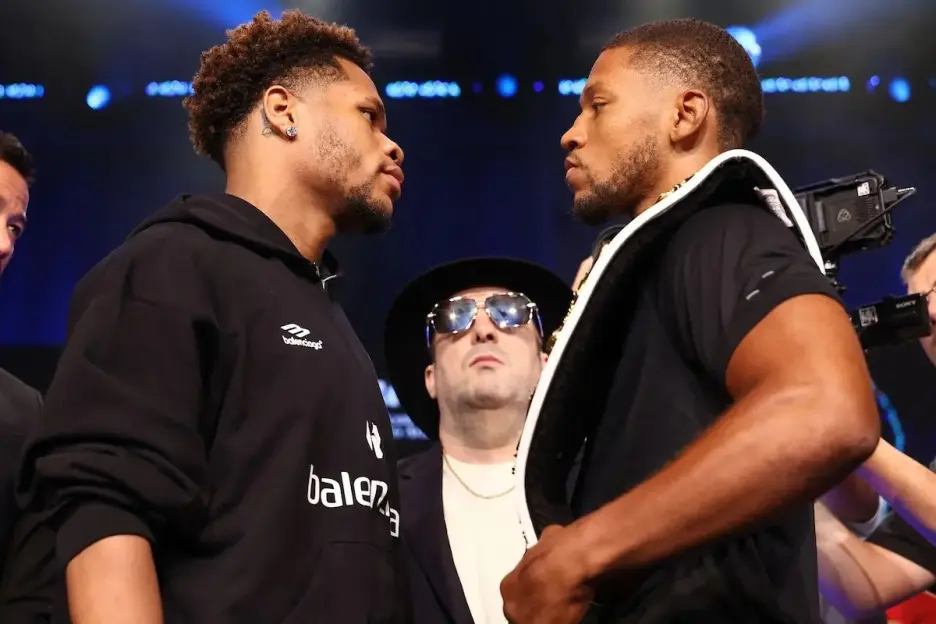 Devin Haney and Regis Prograis face off.