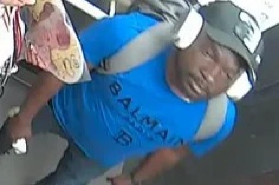 Man Allegedly Assaults 16-Year-Old Girl at Train Station, Passengers Intervene, and He Escapes – CCTV Footage Released by Police