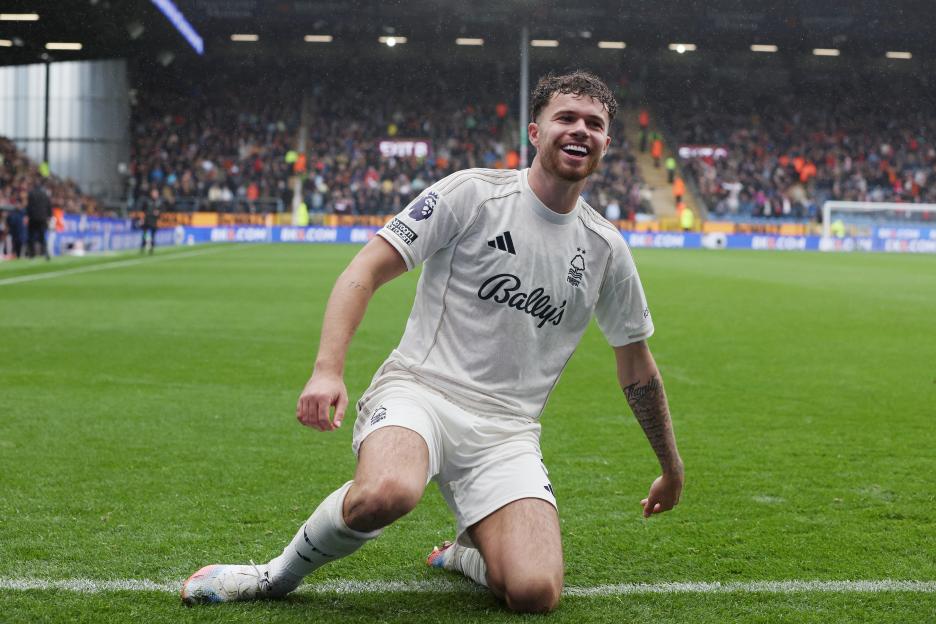 Neco Williams of Nottingham Forest celebrates scoring his team's first goal.