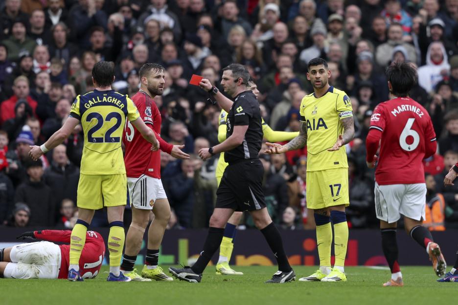 Manchester United v Tottenham Hotspur - Premier League