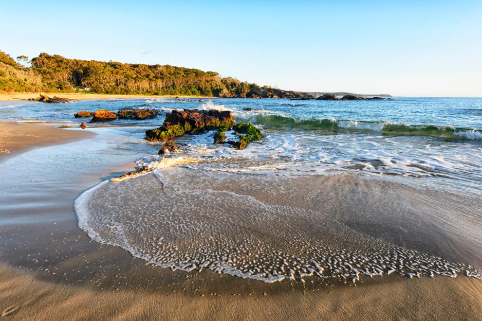 Tragic Discovery: Missing 23-Year-Old British Tourist Found Dead After Cliff Fall at Scenic Beach