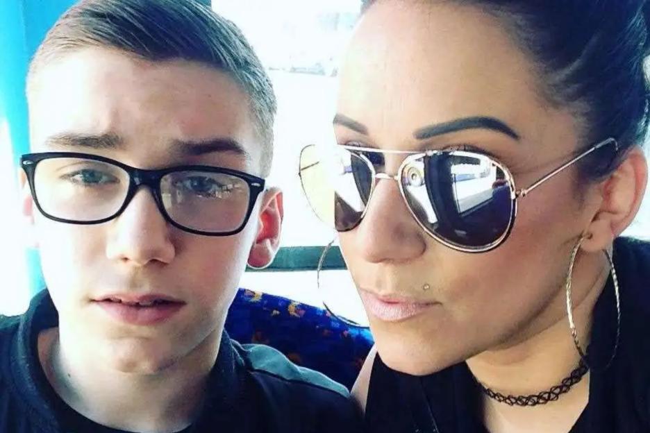 Mother and Son Sentenced to 10 Years for Brutal Hammer Attack on Friend After Knocking on Her Door