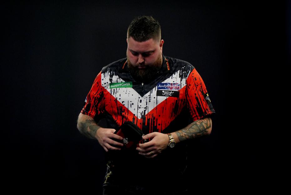 Former World Darts Champion Falls Out of Top 32 for the First Time Since 2013 – Just Three Years After Reaching No. 1!