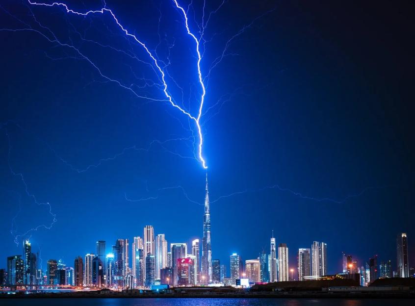 'Stunning Lightning Strikes Dubai's Burj Khalifa as Supercell Storm Causes Travel Havoc in the Expat City'