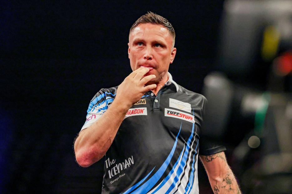 Brighton, UK. 09th Apr, 2026. Gerwyn Price dejected vs Josh Rock during the 2026 BetMGM Premier League Darts, Night 10 at the Brighton Centre, Brighton, England, United Kingdom on 9 April 2026 Credit: Phil Duncan/Every Second Media Credit: Every Seco
