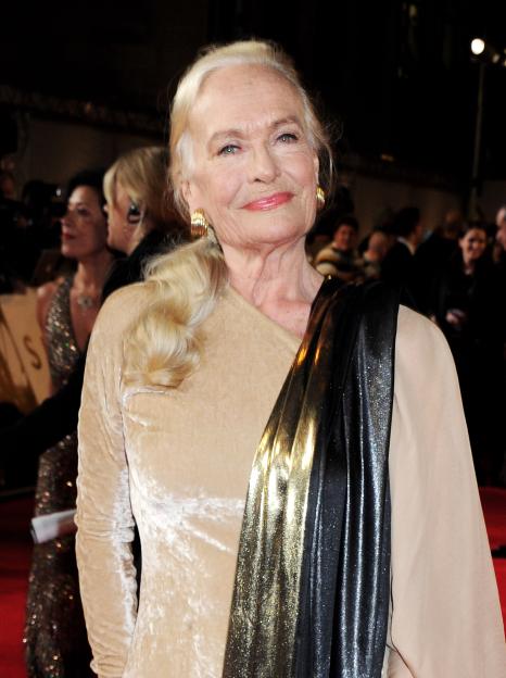 Skyfall - Royal World Premiere - Inside Arrivals
