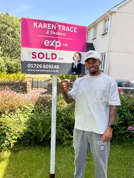 Love Island All-Stars Star Celebrates First Home Purchase Just Months After Leaving the Villa!