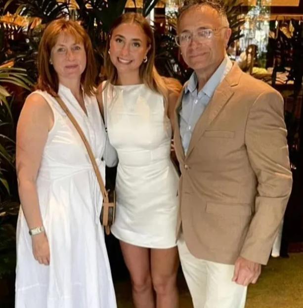 NINTCHDBPICT000964163370