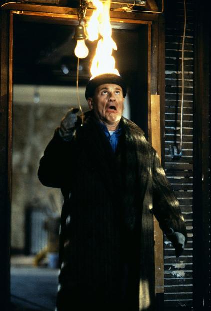JOE PESCI, HOME ALONE, 1990