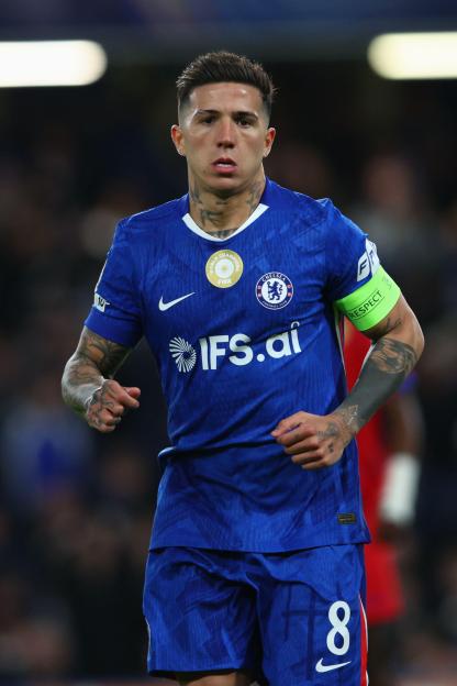 Chelsea Fans Worry as Enzo Fernandez Teases Transfer After Disastrous Loss to PSG