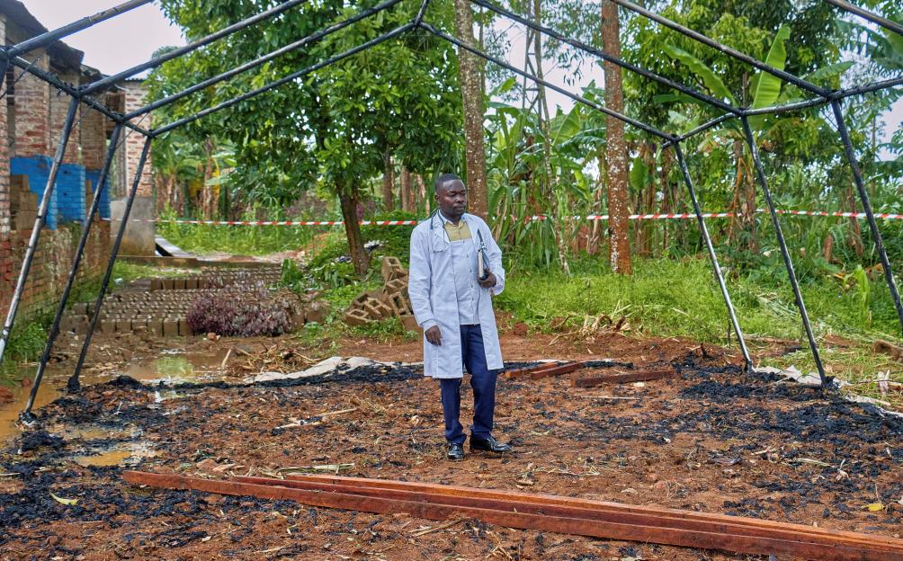 Attacks on Ebola centers force patients to flee isolation in eastern Congo
