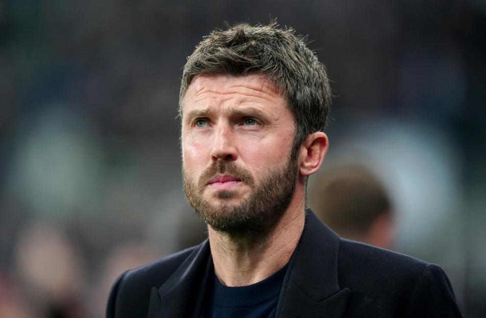 Man Utd's Carrick Sends Firm 'Ego' Warning to Squad Before Last Old Trafford Match Ahead of Summer Shakeup