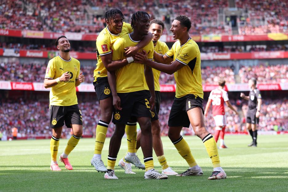 Arsenal FC v Borussia Dortmund - Pre-Season Friendly