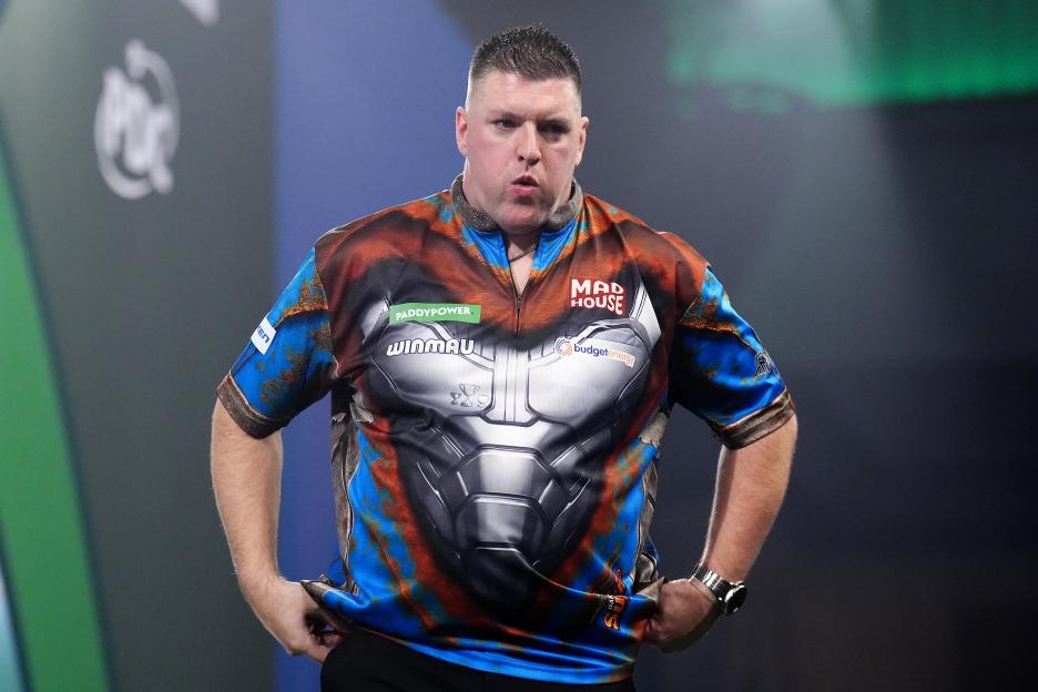 Daryl Gurney Shocked by Fan's Surprising Throw During Poland Masters Post-Match Interview