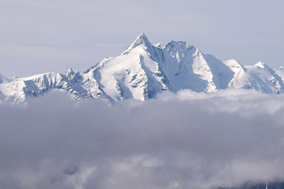 39-Year-Old Boyfriend Faces Charges for Allegedly Abandoning Exhausted Girlfriend, 33, to Freeze on Mountain