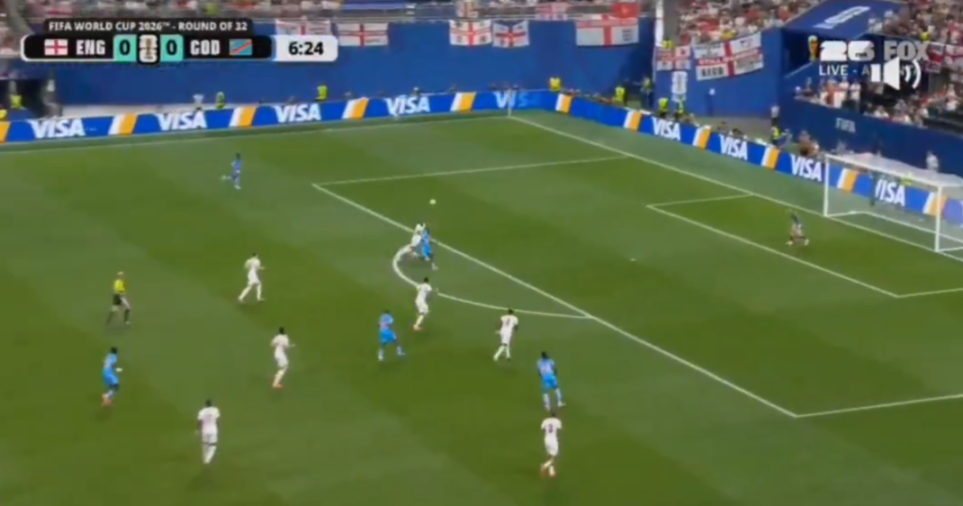 England Fans Outraged as Three Lions Star 'Disappears,' Leaving Djed Spence Exposed for DR Congo Goal