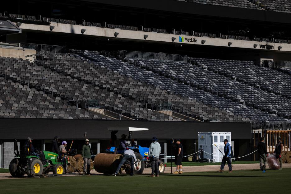 New real-grass pitch installed at MetLife Stadium ahead of 2026 World Cup