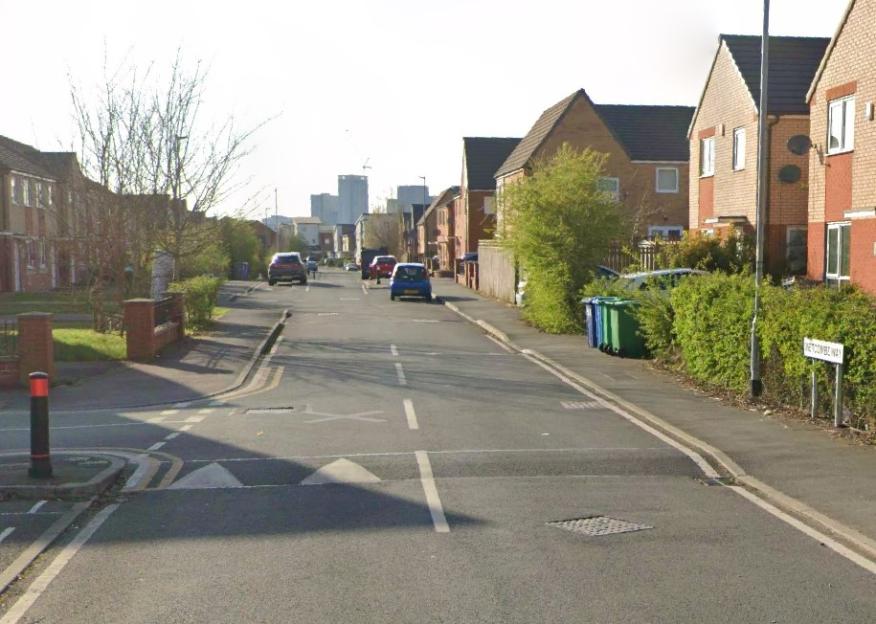 Street view of Metcombe Way in Manchester.