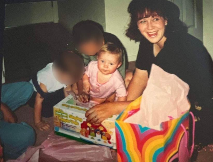 Machelle Hobson with daughter Jordyn and other siblings.