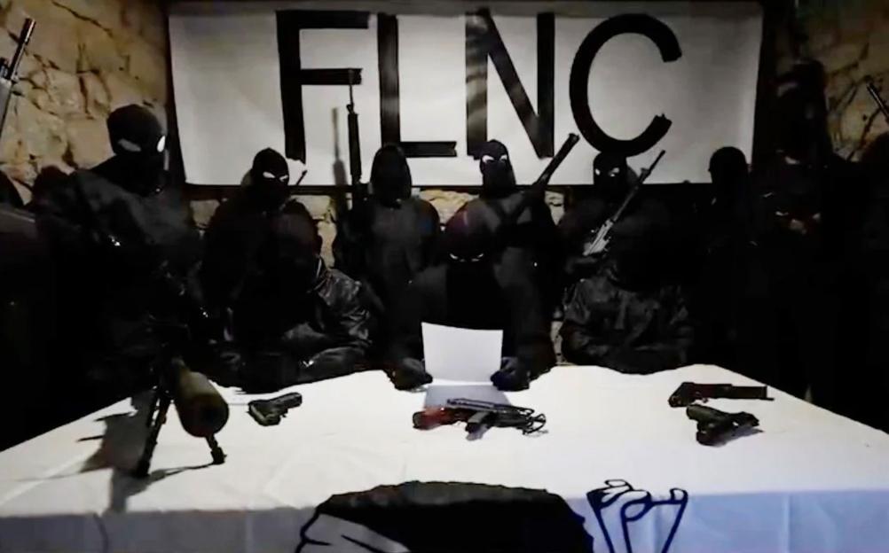 Terrifying Scene: Masked Gunmen Warn Tourists to Avoid British Vacation Island and Threaten Homeowners
