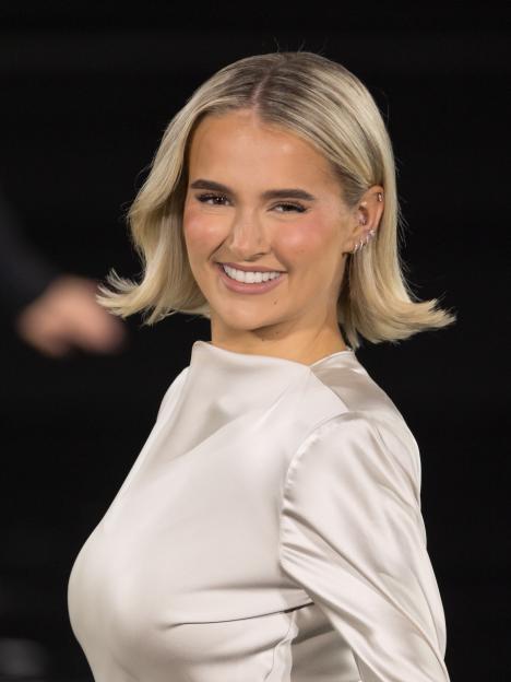 Le Défilé. Liberté, Egalité, Sororité"You're Worth It" L'Oréal Paris: Runway - Paris Fashion Week - Womenswear S/ 2026