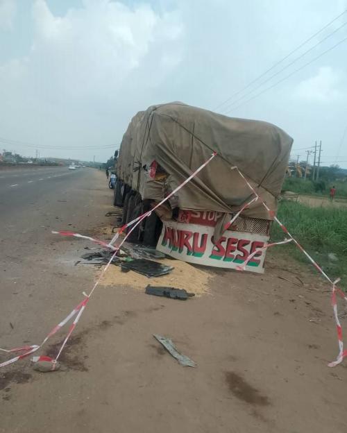 A cargo truck involved in a car crash on Lagos-Ibadan Expressway.