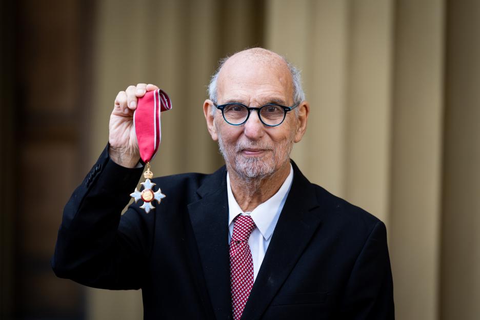 BBC Chief Alan Yentob Leaves Behind £3.2 Million Legacy for His Wife of 40 Years Following His Passing at 78
