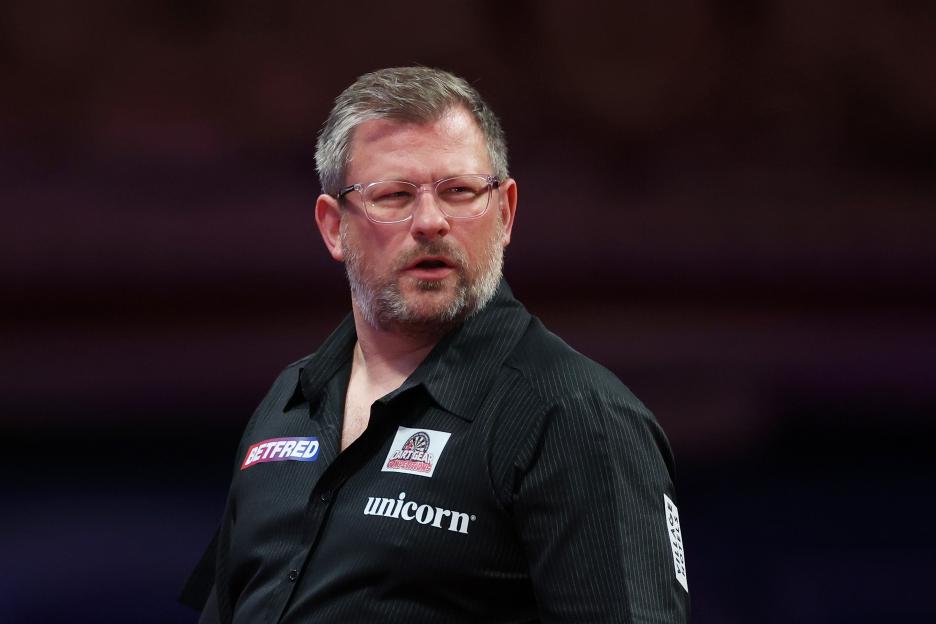 "James Wade Claps Back at Fellow Darts Stars Over Travel Gripes After Australian Masters Victory"
