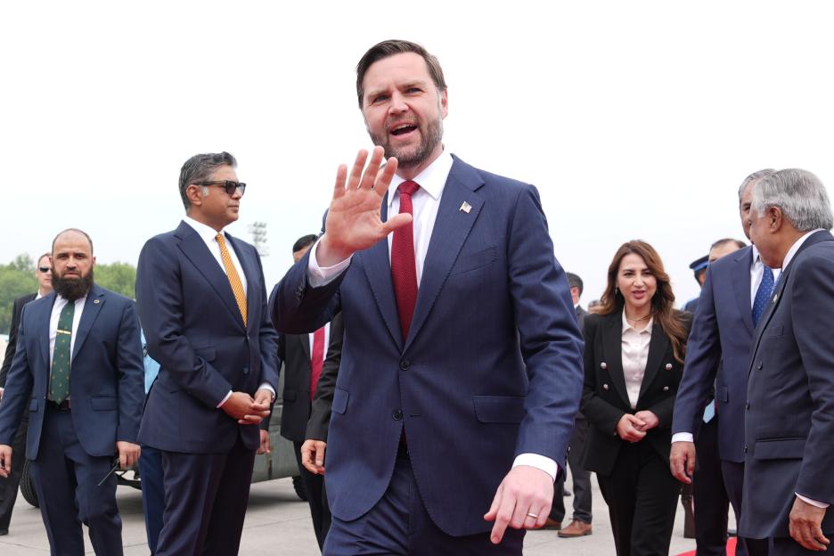 JD Vance Arrives in Pakistan for Key Peace Talks as Iran Slams Trump Over 'Broken Promises' Following Israeli Strikes