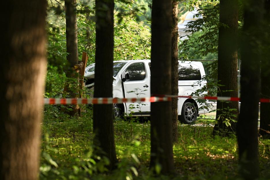 Deadly vehicle crash into crowd near Berlin's annual CSD parade
