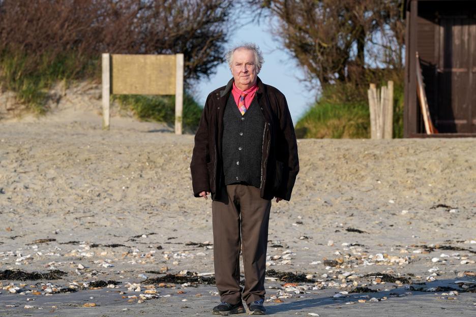 557935,TITLE:Eastenders