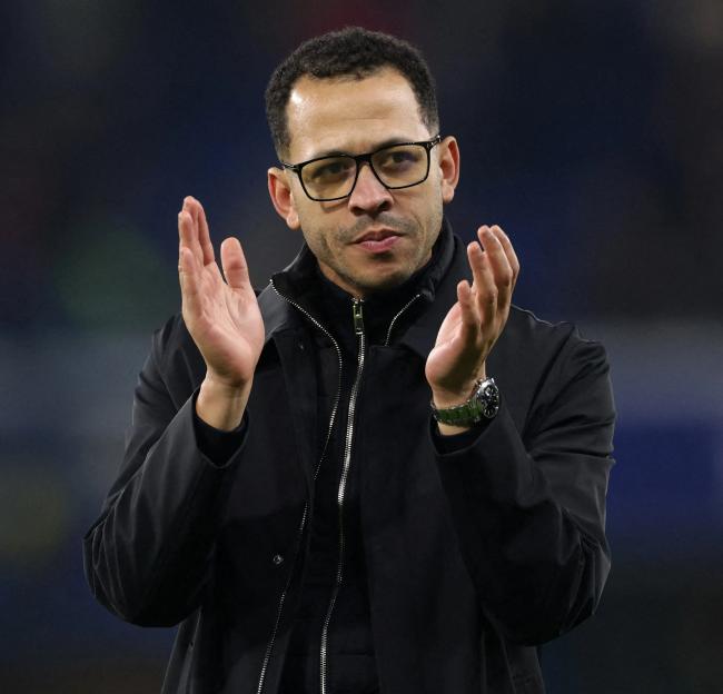 Andoni Iraola Emerges as Top Contender to Succeed Liam Rosenior as Chelsea Considers Major Policy Shift