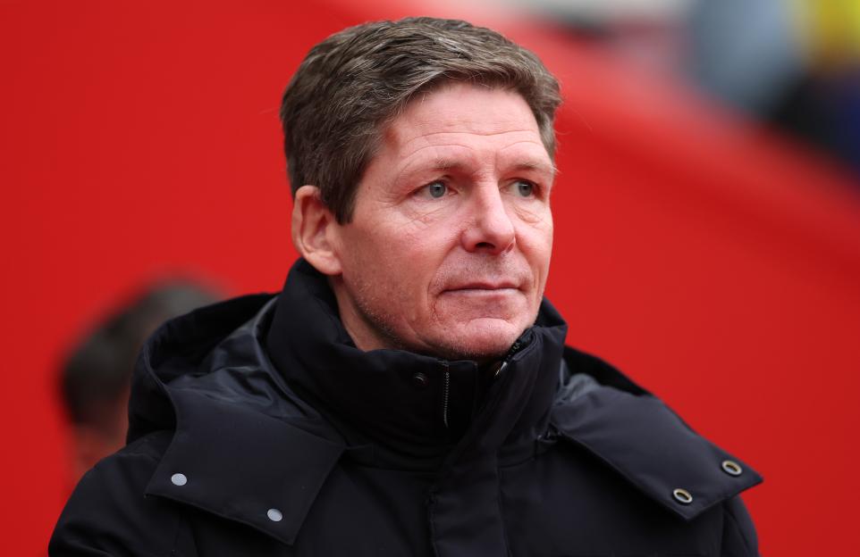 'Oliver Glasner's 10-Minute Rant: A Fiery Critique of the Board Following Sunderland Defeat'