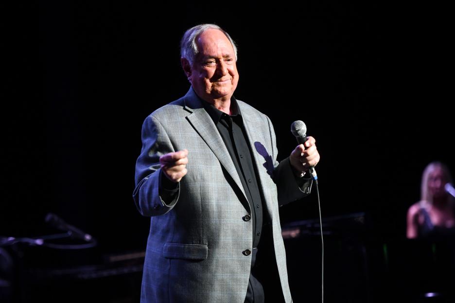 Neil Sedaka In Concert - Los Angeles, CA