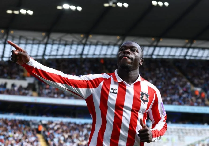 Sunderland's Brian Brobbey celebrates scoring their first goal.