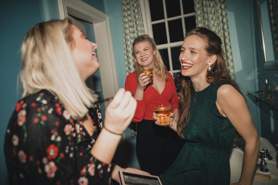 Young Brits Favor Gym Sessions and Afternoon Tea for Socializing Over Night Out, New Study Finds