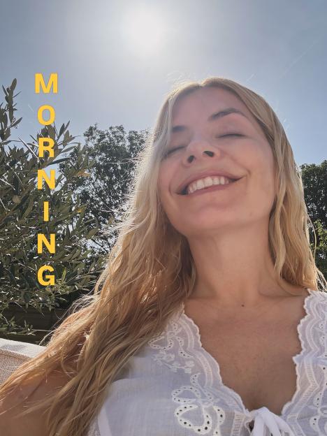 Holly Willoughby Radiates in Gorgeous Makeup-Free Selfie While Soaking Up the Sun After Exciting TV Comeback Tease